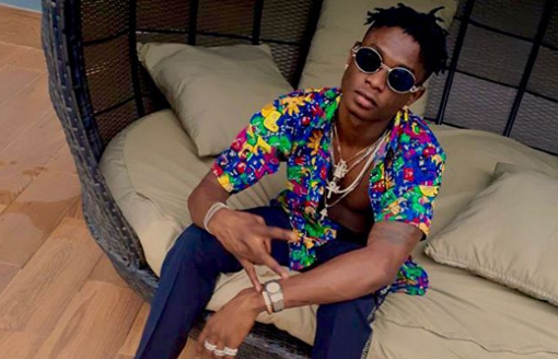 Popular Nigerian singer Lil Kesh has advised his male fans to take good care of themselves as ladies find self-care very attractive.