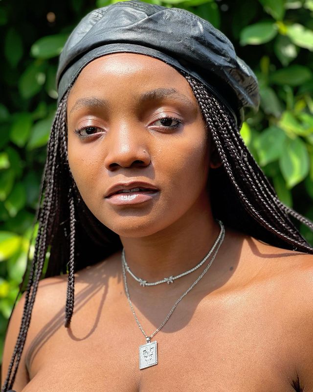 Simi's nightingale voice and flawless songwriting edge
