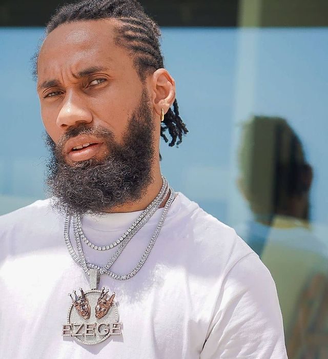 Fans applause Phyno for new album ‘Something To Live For’