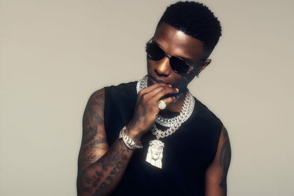 Top 10 Nigerian musicians that own a customised diamond chain