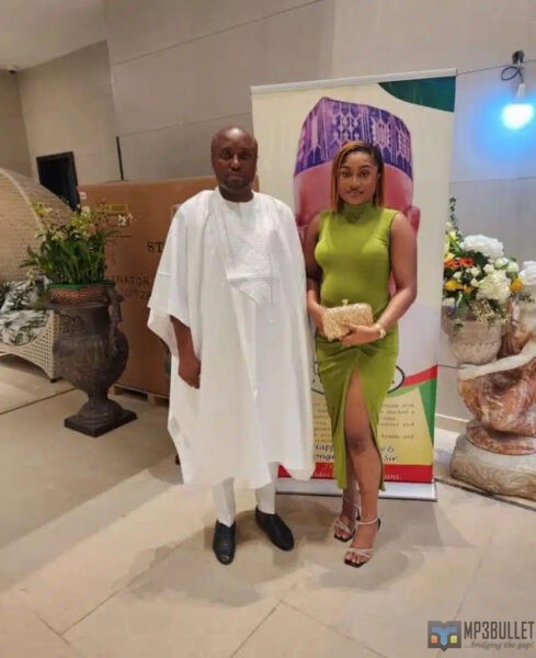 Fans hail Isreal DMW as new photo of him wife wife shows a protruding belly