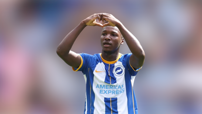 Caicedo expresses desire to leave Brighton at awards ceremony