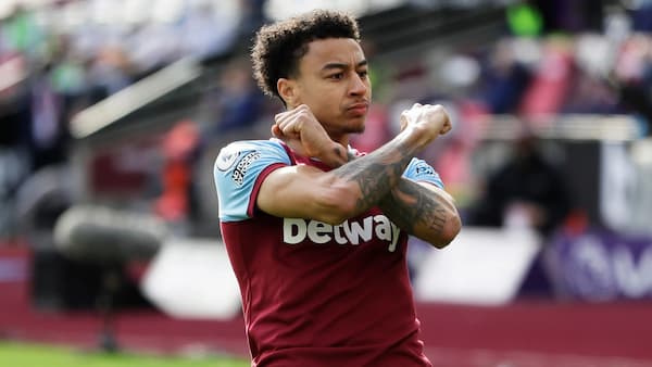 Lingard set to feature in West Ham friendly as Moyes considers offer